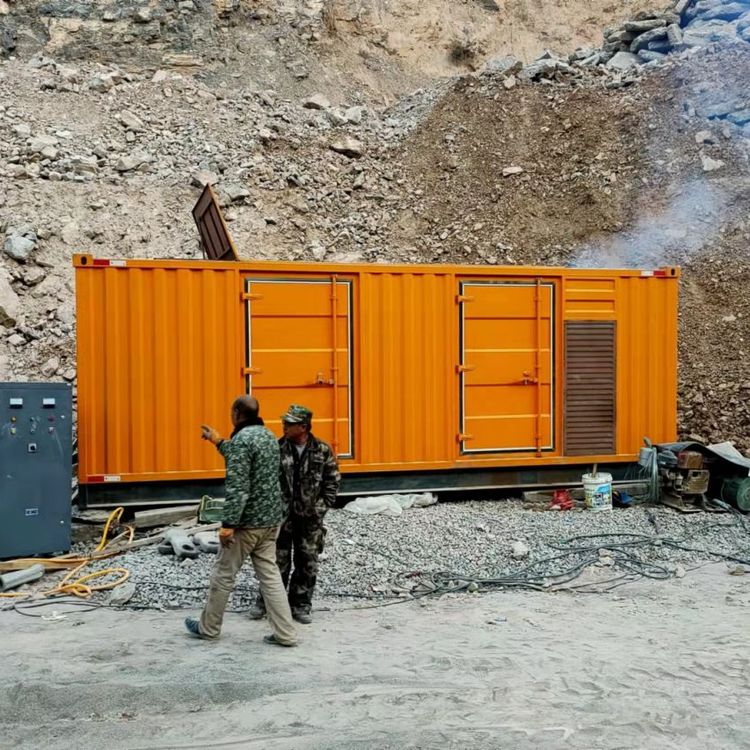 安达如何选择适合自己的 800KW 柴油发电机组？