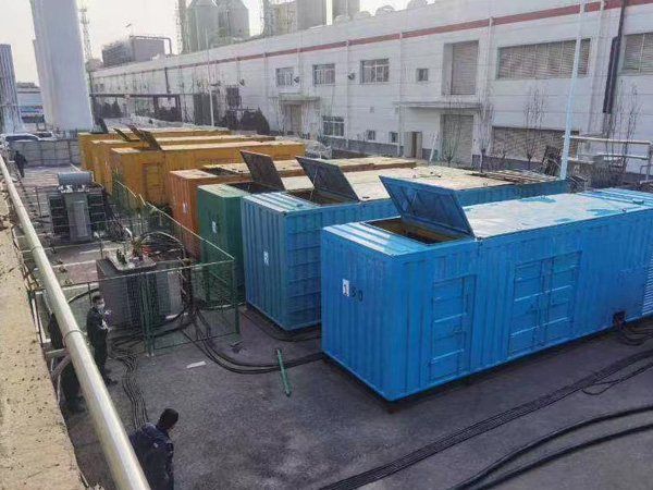 安达380V和690V电压的电缆线相同吗?